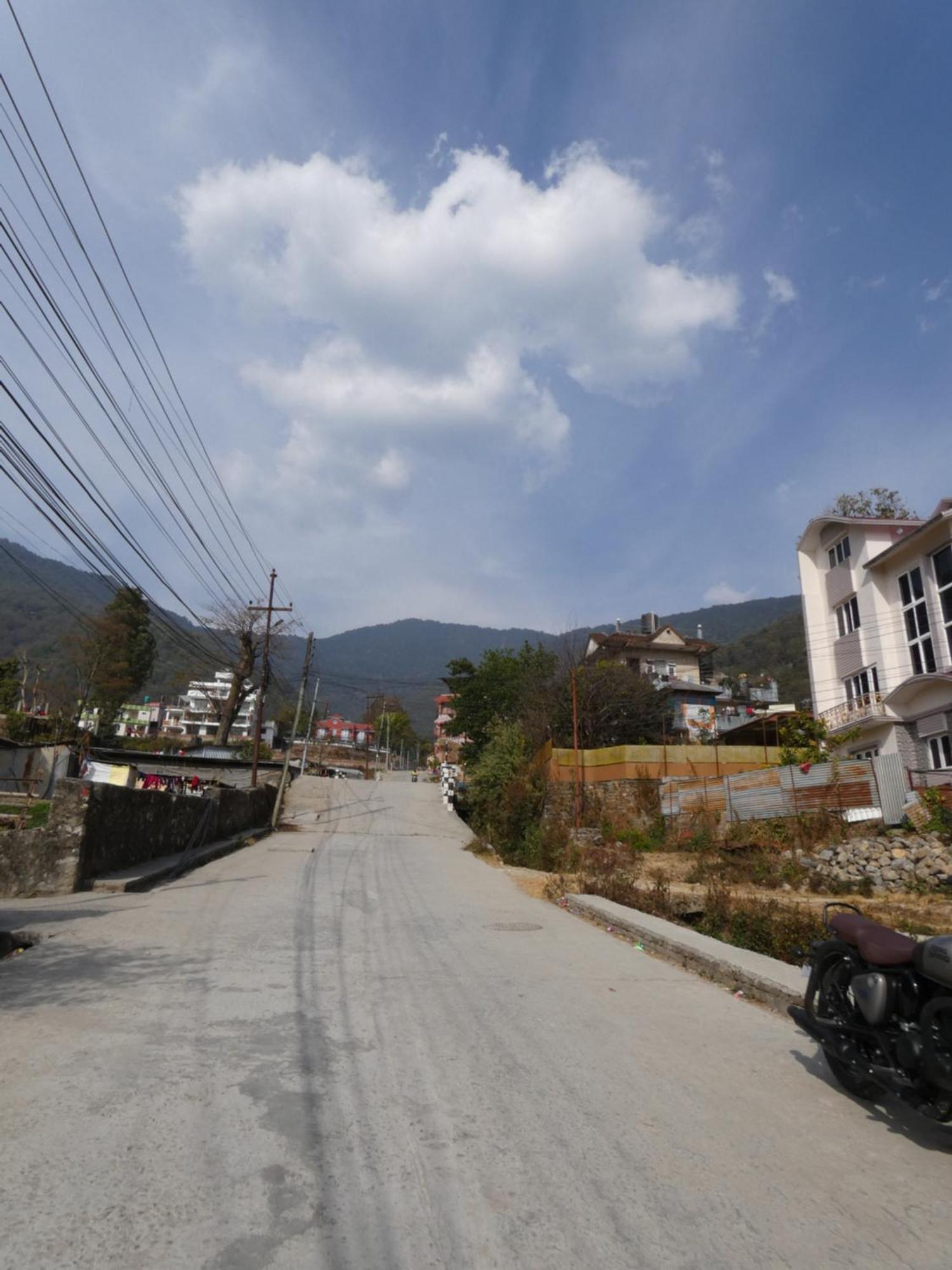 Sara'S Backpackers Hotel Kathmandu Exterior foto