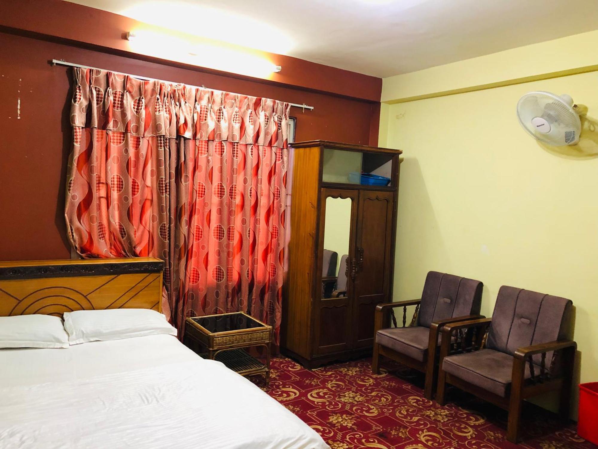 Sara'S Backpackers Hotel Kathmandu Exterior foto